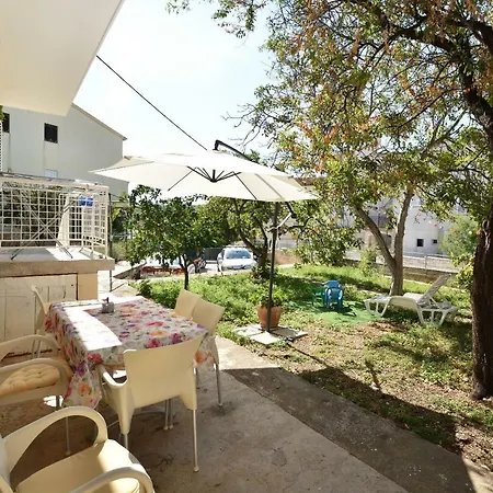 Apartments Dragica Primosten Exterior photo